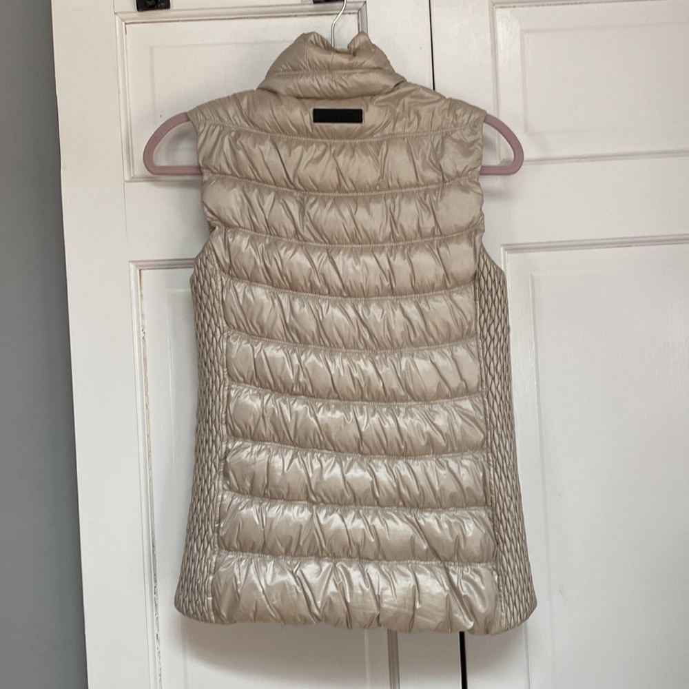Calvin Klein Performance down vest - Picture 2 of 7